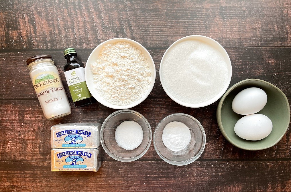 Ingredients for snickerdoodle cookies 