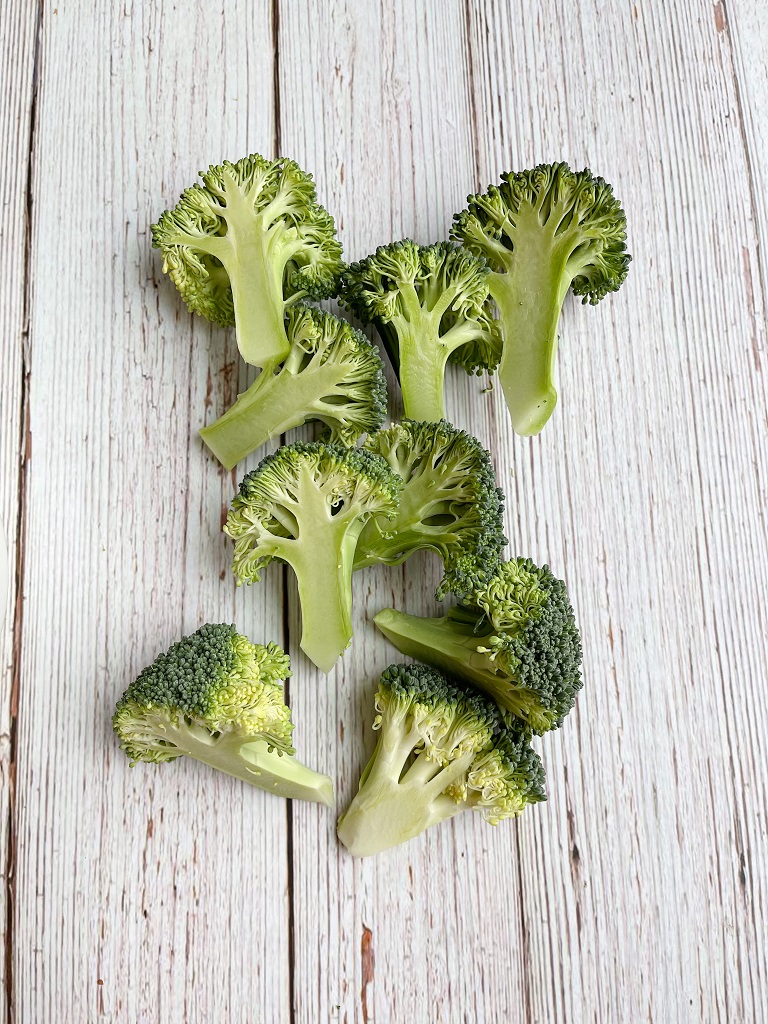 Broccoli for easy oven-roasted broccoli