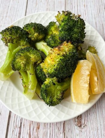 Easy Oven-Baked Broccoli